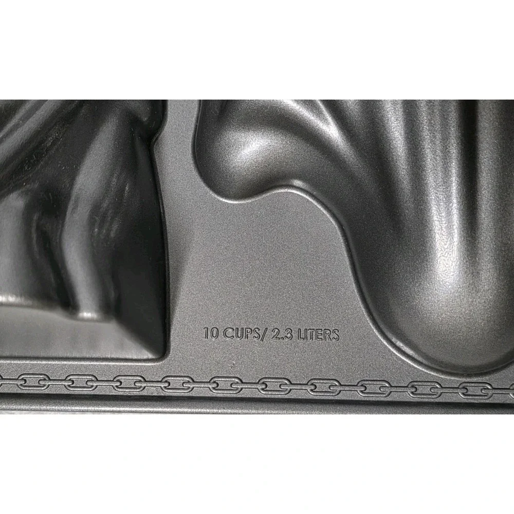 Nordic Ware Ghost Cake Pan Williams Sonoma 3D Halloween 10 Cup